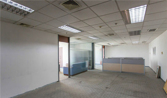 国兴大厦出租实拍图2